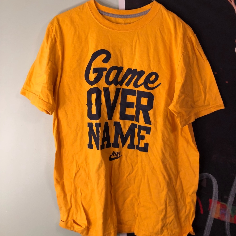 Men’s Nike T-shirt